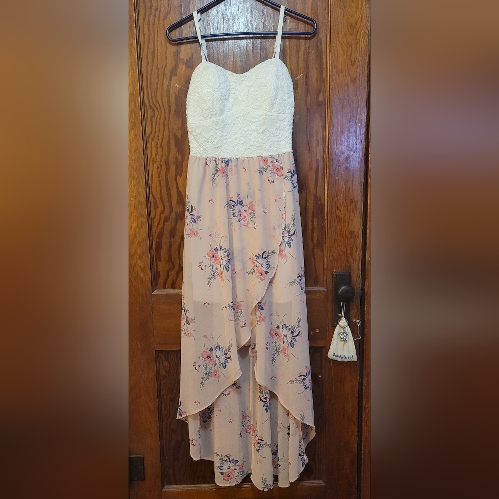 Lightweight dress